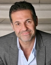 Author Khaled Hosseini